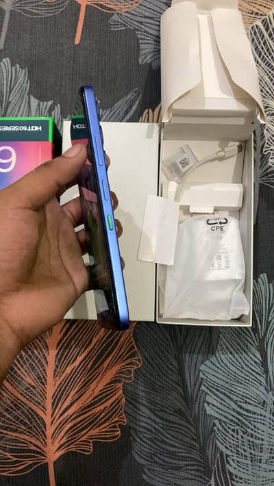 Infinix Hot 60 i