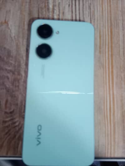 vivo y03 4/128with box