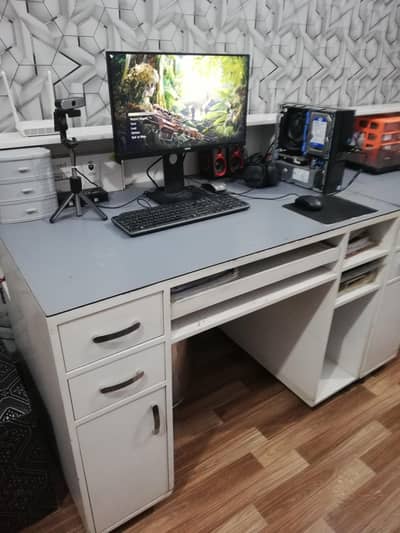 Imported Wooden Workstations on weales. B4 Computer, Electronics Setup