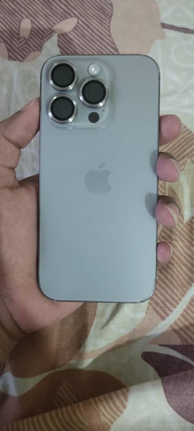 Apple iPhone 15 Pro