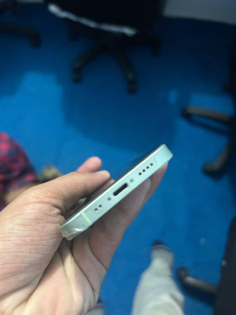 Apple iPhone 12 mini 2