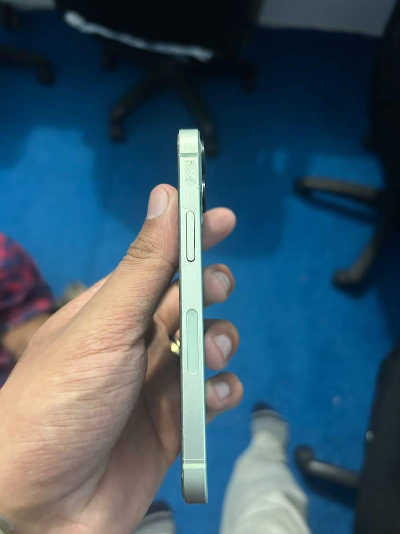 Apple iPhone 12 mini 3