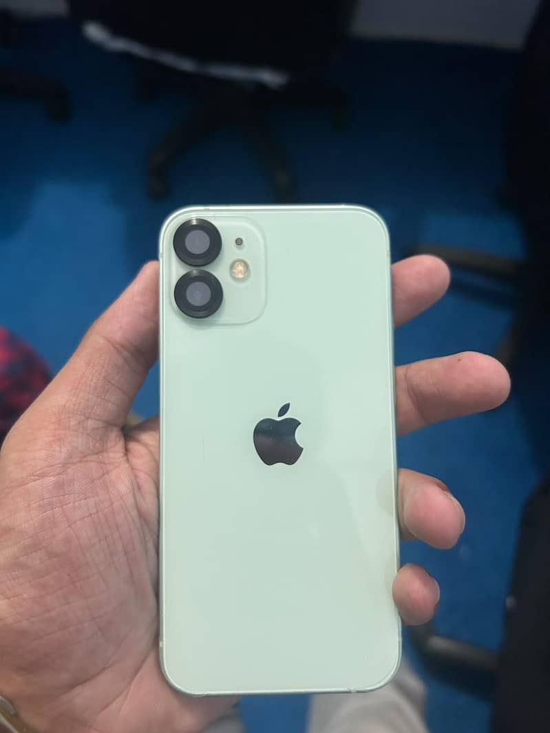 Apple iPhone 12 mini 5