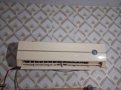 Gree 1.5 ton AC
