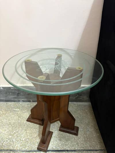 3coffee table with 1 dining table