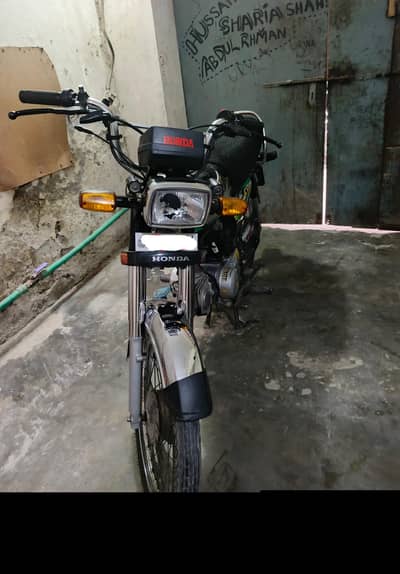 Honda CD70 for sale