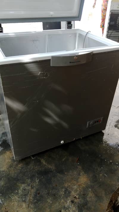 Refrigerator invertor Dawlance