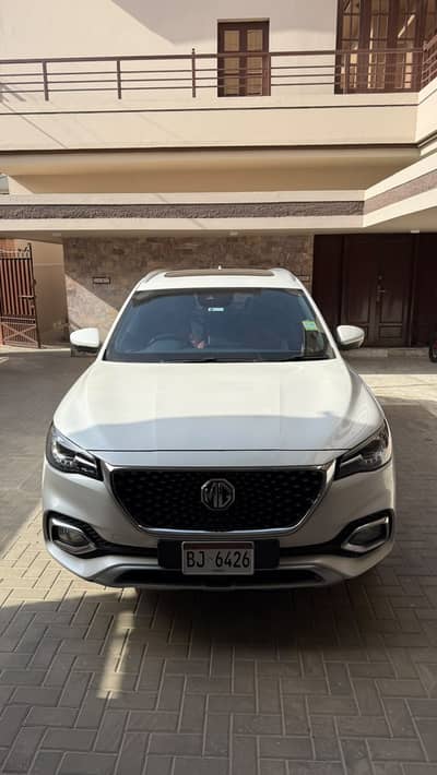 MG HS Trophy 2021