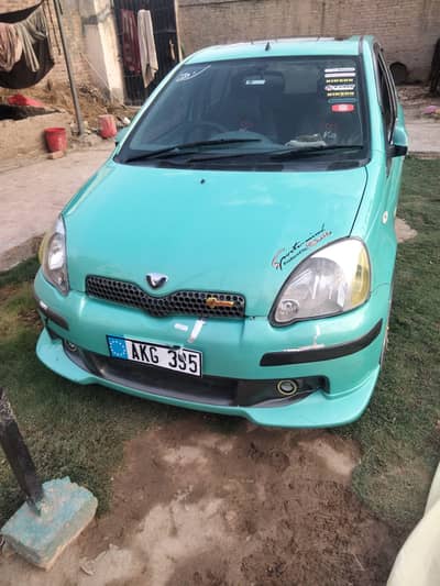 Toyota Vitz 2000