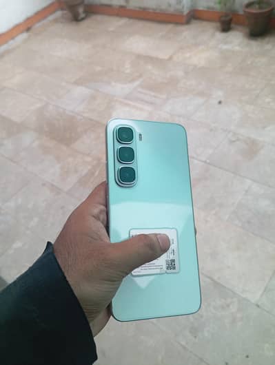 Infinix Hot 60i