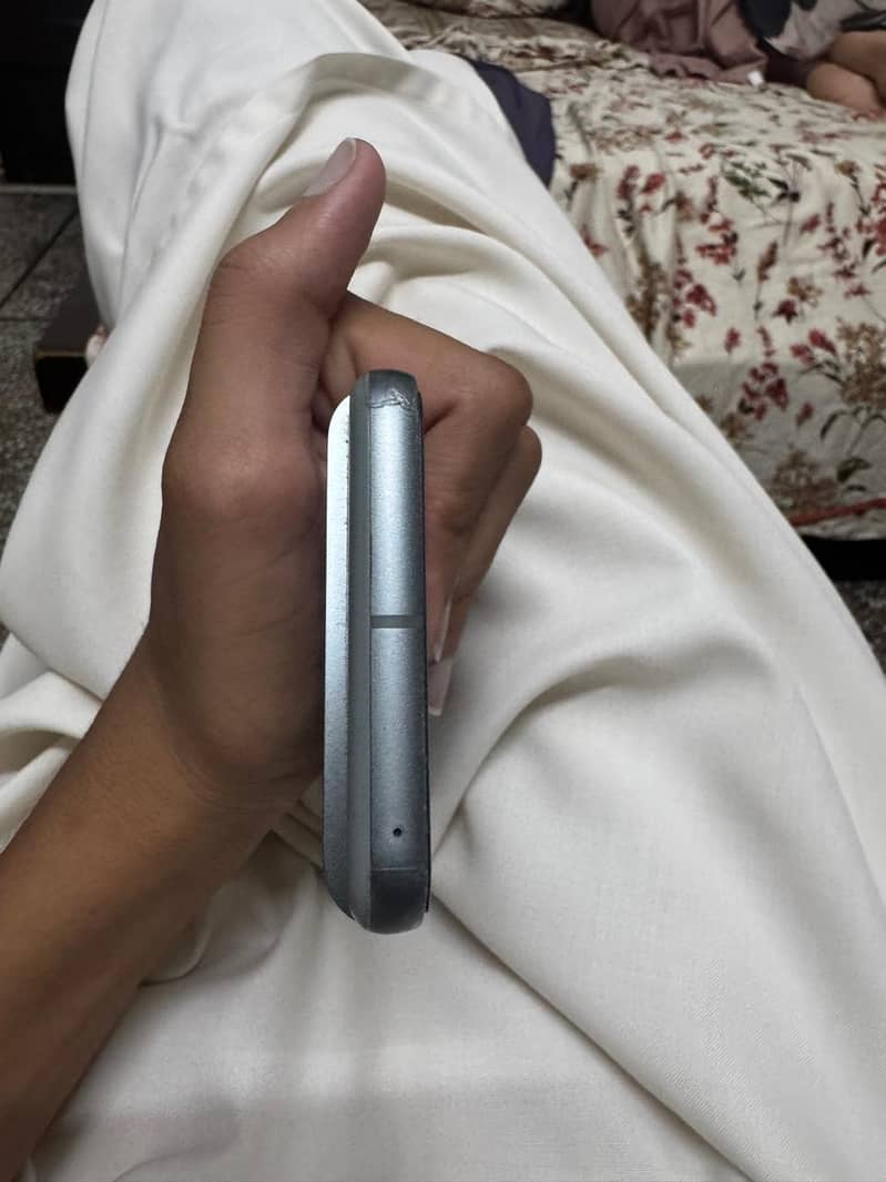Google Pixel 8 3