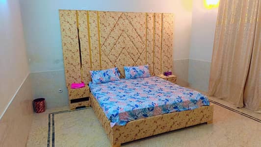 Guest house room available for rent location Karachi gulistan e Johar
