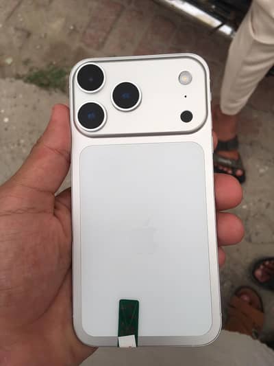 Apple iPhone XR concert 17 pro max