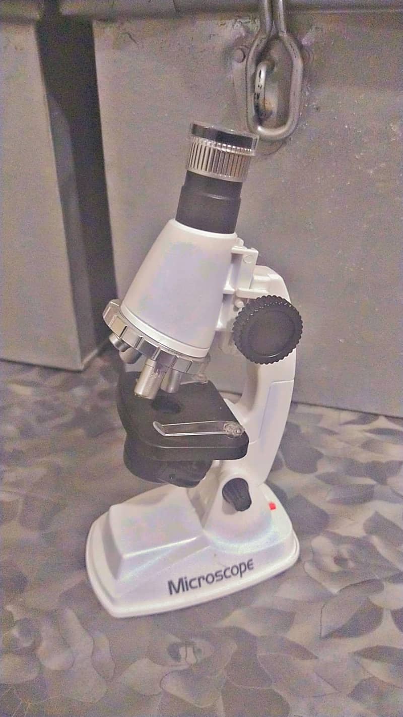 microscope  toys 0