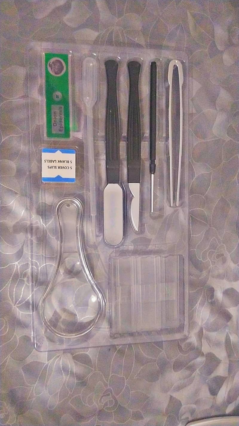 microscope  toys 4