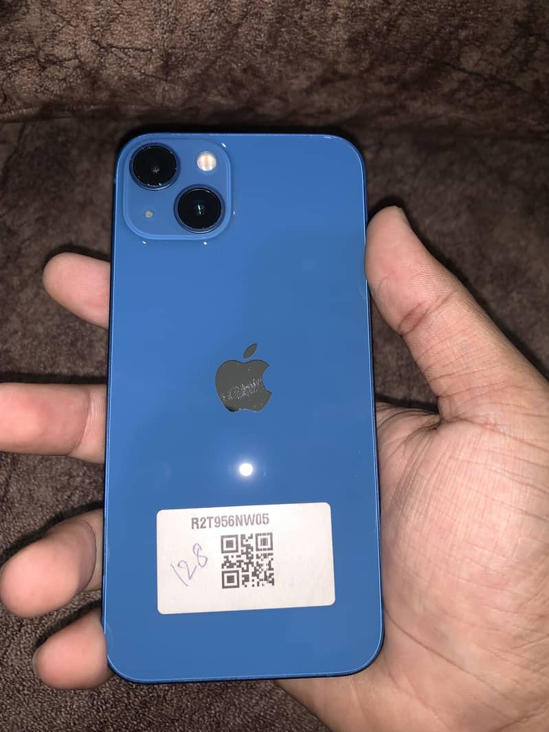 Apple iPhone 13 1
