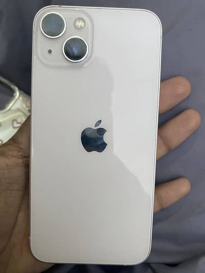 Apple iPhone 13