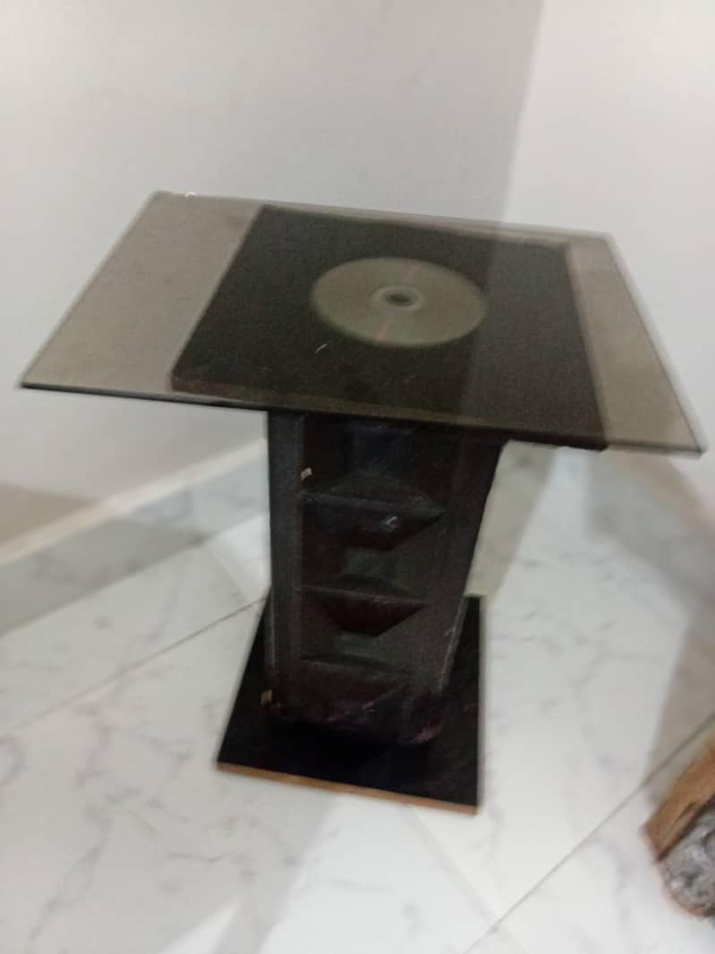 coffee table 0