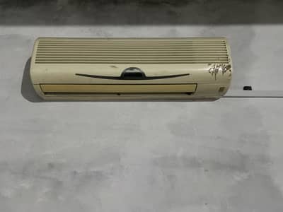 Waves AC 1.5 Ton for sale