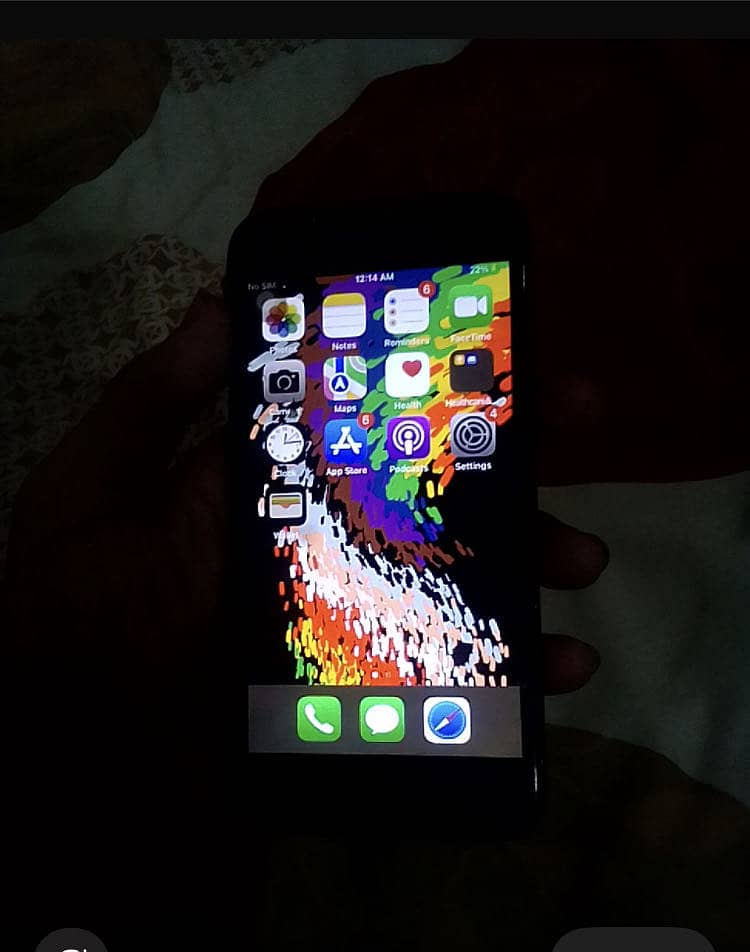 Apple iPhone 8 0