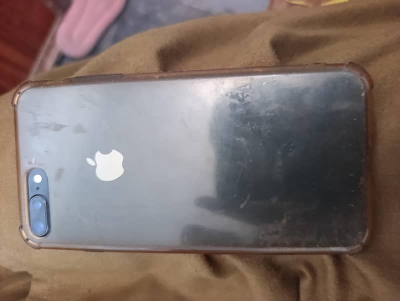 Apple iPhone 8 Plus 0
