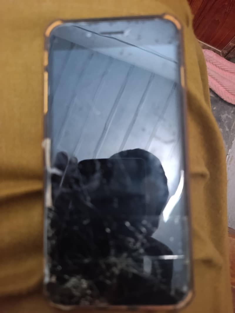 Apple iPhone 8 Plus 5
