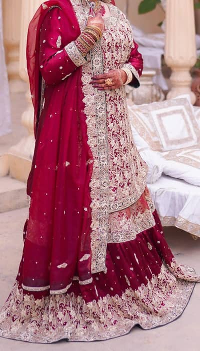 bridal lehenga/weeding/designer/heavy embroidery/reception/red/urgent/