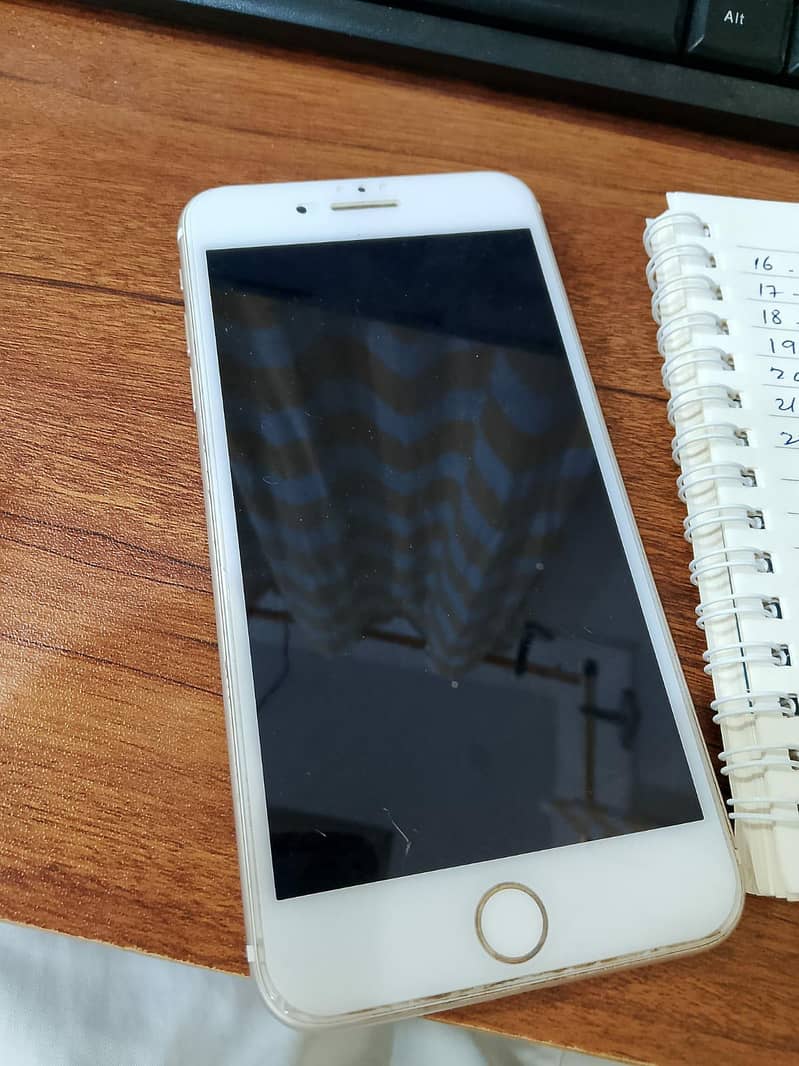 Apple iPhone 7 Plus 2