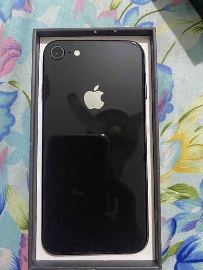 Apple iPhone 8
