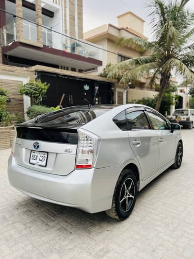 Toyota Prius 2011