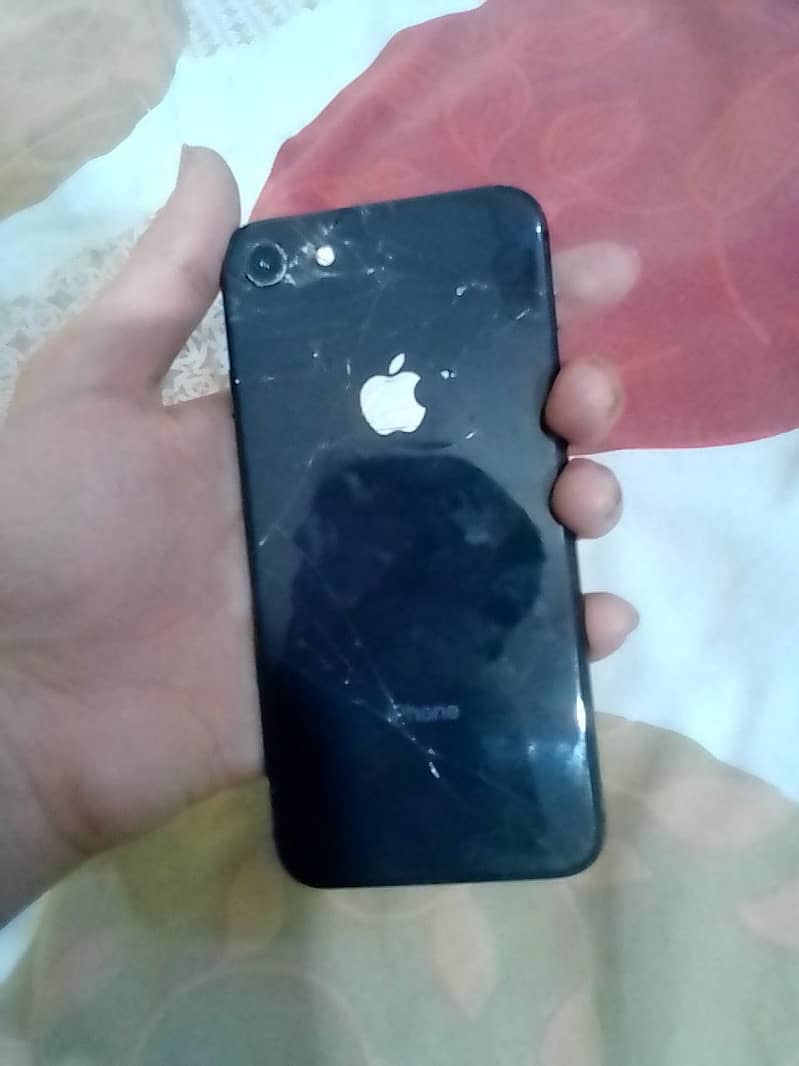 Apple iPhone 8 0