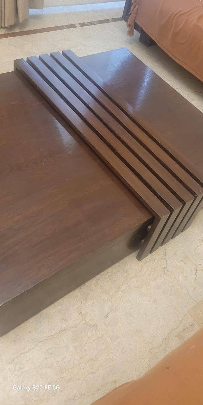 Coffee table/Center table 1
