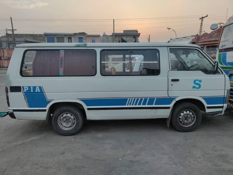 bus van 1