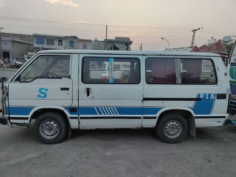 bus van 7