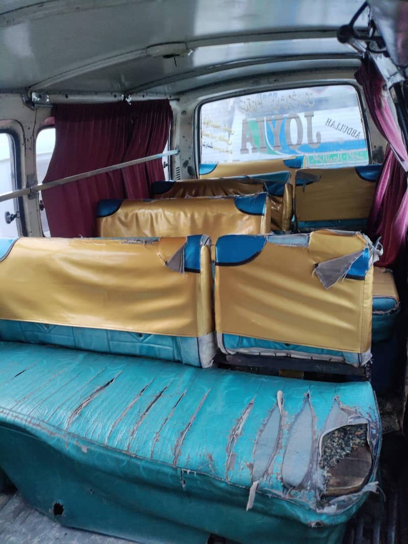 bus van 8