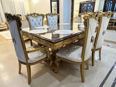 Dining table with 6 chairs