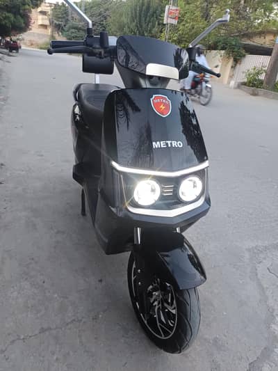 Metro M6 empower lithium