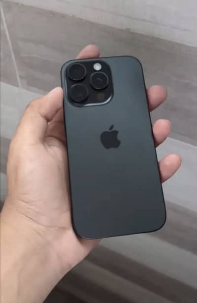 Apple iPhone 16 Pro Max
