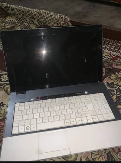 Olivetti S1500 laptop 320gb hardware 4gb ram