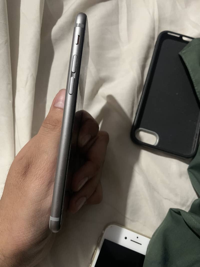Apple iPhone 6S 2