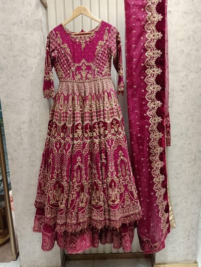 bridal lehnga/heavy embroidery/weeding/reception/red lehnga/urgent/use