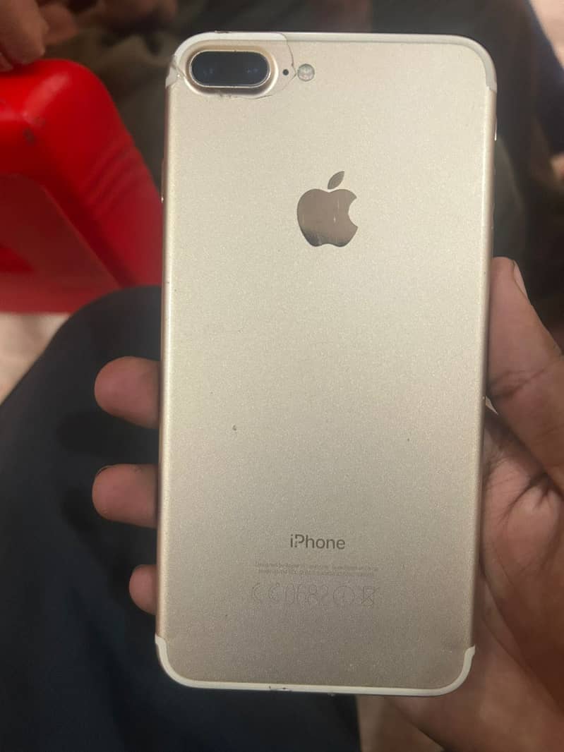 Apple iPhone 7 Plus 4
