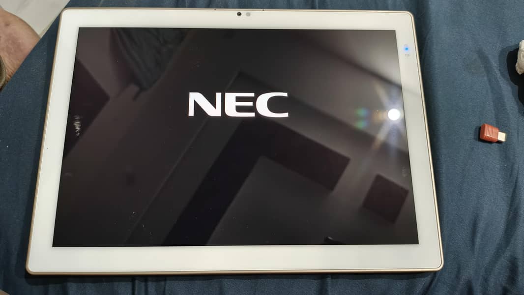 NEC windows Tablet 10