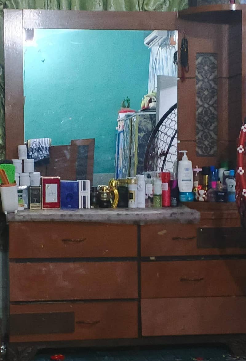dressing table 2