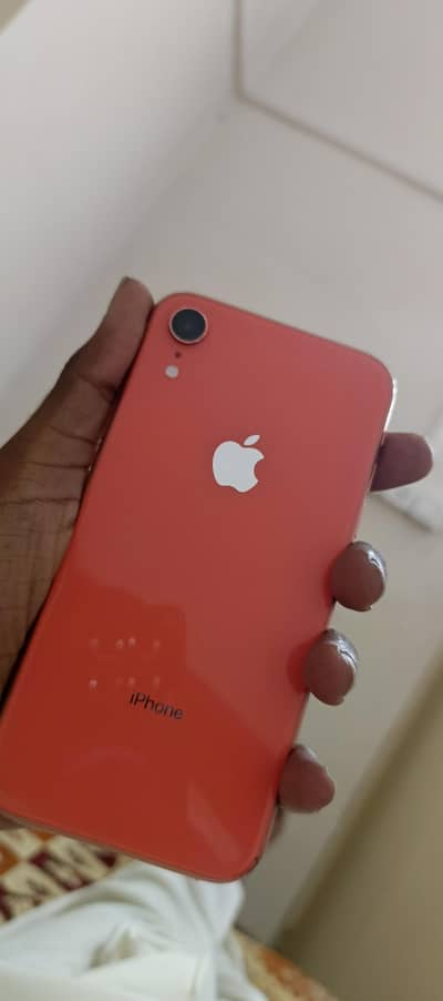 Apple iPhone XR
