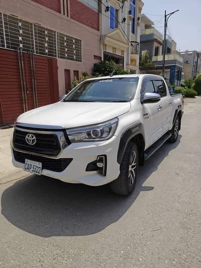 Toyota Hilux Revo V 2021