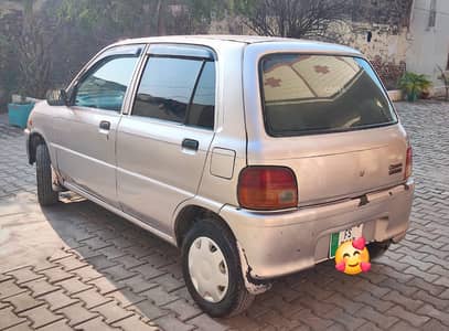 Daihatsu Cuore 2003