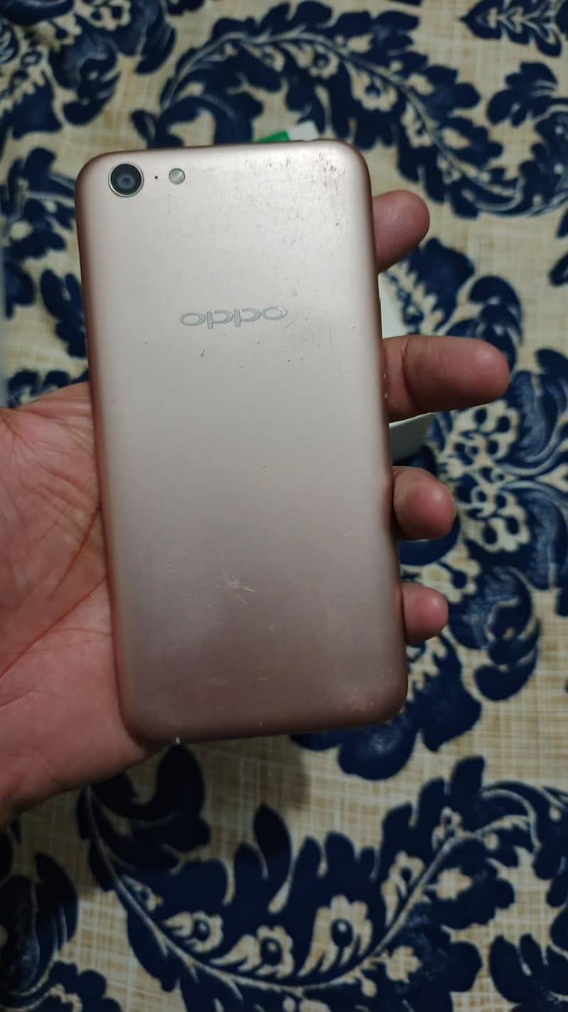 OPPO A71k 1