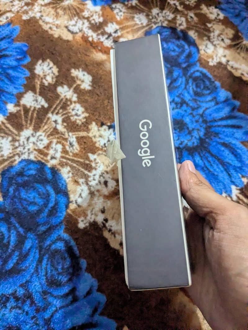 Google Pixel 6 Mint Condition 9