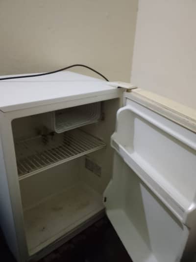 For sale. . room refrigerator, spinner, washing machines.